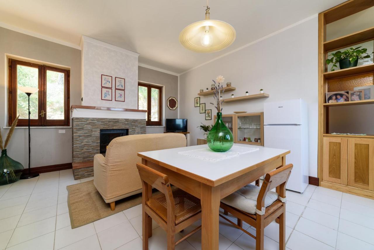 B&B Albachiara Casa Di Campagna Ogliastro Cilento Eksteriør bilde
