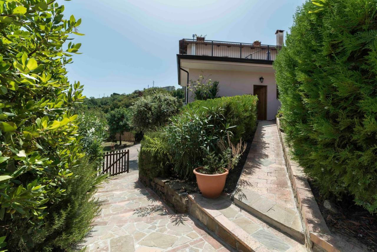 B&B Albachiara Casa Di Campagna Ogliastro Cilento Eksteriør bilde